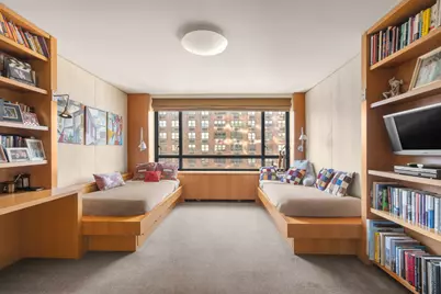 190 E 72nd Street #17AB, New York City, NY 10021 - Photo 10