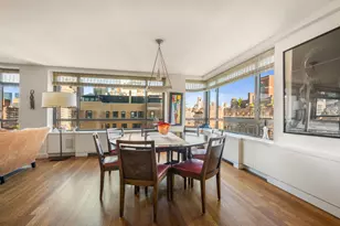 190 E 72nd St, New York City, NY 10021 - Photo 4