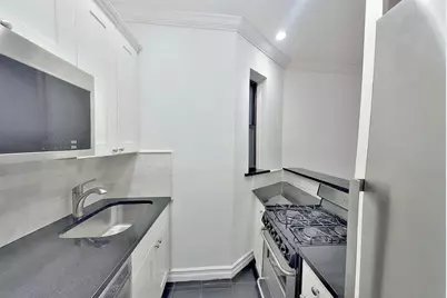 886 10th Avenue #3A, New York City, NY 10019 - Photo 4