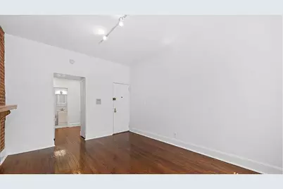 333 E 85th Street #2A, New York City, NY 10028 - Photo 2