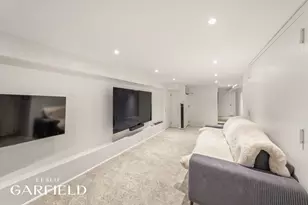 431 E 84th St, New York City, NY 10028 - Photo 32