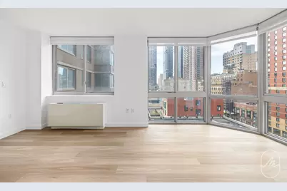 561 10th Avenue #20A, New York City, NY 10036 - Photo 2
