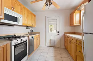 562 Bay Ridge Ave, New York City, NY 11220 - Photo 4
