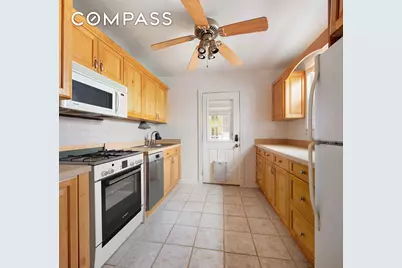 562 Bay Ridge Avenue, New York City, NY 11220 - Photo 4