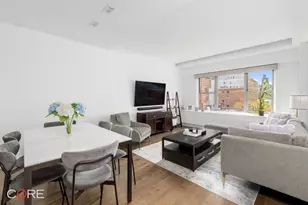 360 E 72nd St, New York City, NY 10021 - Photo 2