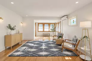 70-45 Manse St, New York City, NY 11375 - Photo 4