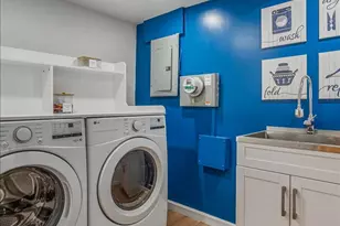 70-45 Manse St, New York City, NY 11375 - Photo 36