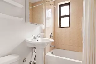 67 Morton St, New York City, NY 10014 - Photo 8