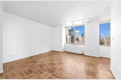 236 E 47th Street #33D, New York City, NY 10017 - Photo 2
