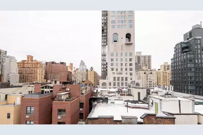 241 E 76th Street #10BCD, New York City, NY 10021 - Photo 16