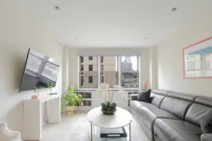 241 E 76th St, New York City, NY 10021 - Photo 2