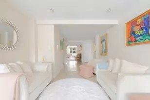 241 E 76th St, New York City, NY 10021 - Photo 4