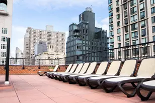 241 E 76th St, New York City, NY 10021 - Photo 14