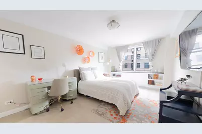 241 E 76th Street #10BCD, New York City, NY 10021 - Photo 10
