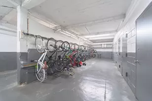 73-20 Austin St, New York City, NY 11375 - Photo 10