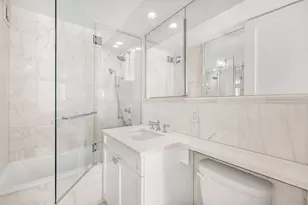 305 E 40th St, New York City, NY 10016 - Photo 14