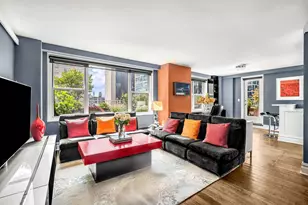 305 E 40th St, New York City, NY 10016 - Photo 6