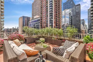 305 E 40th St, New York City, NY 10016 - Photo 1
