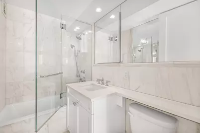 305 E 40th Street #19F, New York City, NY 10016 - Photo 14