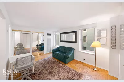 106 Central Park S #15D, New York City, NY 10019 - Photo 1