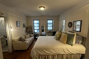 325 W 71st St, New York City, NY 10023 - Photo 1