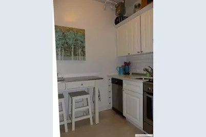 325 W 71st Street #6B, New York, NY 10023 - Photo 10