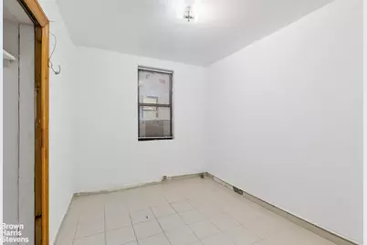 4260 Broadway #202, New York City, NY 10033 - Photo 8