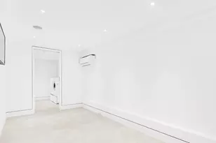 267 1/2 Water St, New York City, NY 10038 - Photo 12