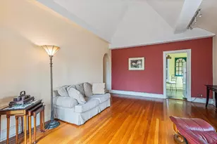 1-50 Burns St, New York City, NY 11375 - Photo 10