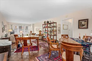 111-20 73rd Rd, New York City, NY 11375 - Photo 2