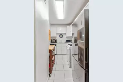 111-20 73rd Road #3c, New York City, NY 11375 - Photo 4