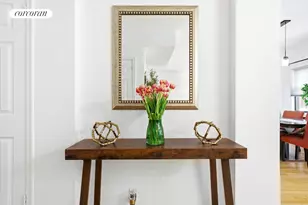 301 E 48th St, New York City, NY 10017 - Photo 4