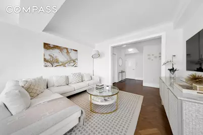 530 Park Avenue #19G, New York, NY 10065 - Photo 2