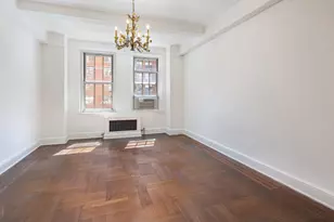 325 E 79th St, New York, NY 10075 - Photo 14