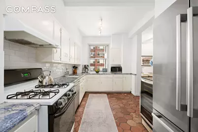 320 E 72nd Street #6A, New York City, NY 10021 - Photo 8