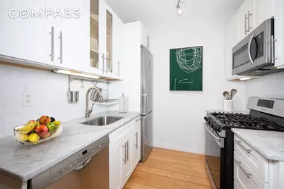 209 W 118th Street #4D, New York, NY 10026 - Photo 2