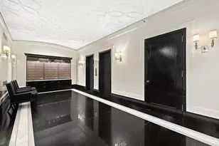161 W 16th St, New York, NY 10011 - Photo 12