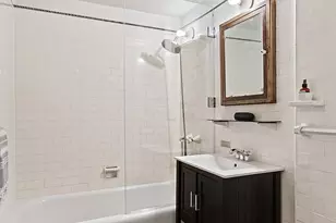 161 W 16th St, New York, NY 10011 - Photo 6