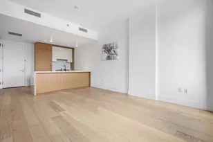 22-18 Jackson Ave, New York City, NY 11101 - Photo 4