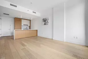 22-18 Jackson Ave, New York City, NY 11101 - Photo 4