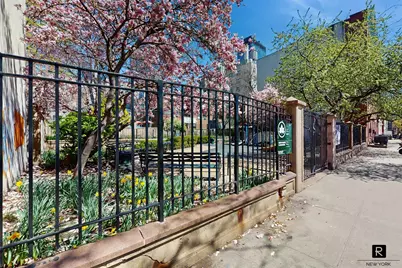 467 Pacific Street #18, New York City, NY 11217 - Photo 12