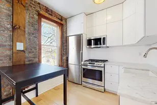 467 Pacific St, New York City, NY 11217 - Photo 2