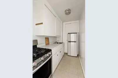 211 E 18th Street #4-P, New York, NY 10003 - Photo 4