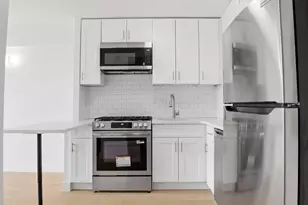 300 W 110th St, New York City, NY 10026 - Photo 4