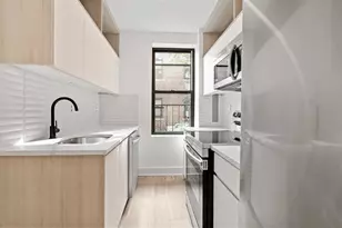 86 Thayer St, New York, NY 10040 - Photo 1