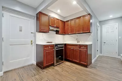 31-23 Crescent Street #1-D, New York City, NY 11106 - Photo 4