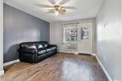 31-23 Crescent Street #1-D, New York City, NY 11106 - Photo 2