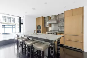 15 Union Square W, New York, NY 10003 - Photo 8