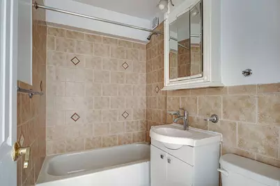 3255 Randall Avenue #3-D, New York City, NY 10465 - Photo 4
