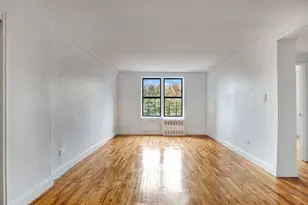 3255 Randall Ave, New York City, NY 10465 - Photo 1